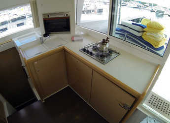 Rent a catamaran in Marina Mandalina - Lagoon 400