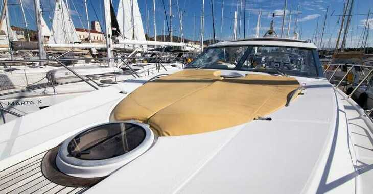 Rent a yacht in Marina Mandalina - Sessa C52