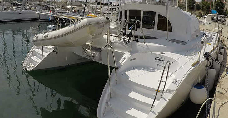 Alquilar catamarán en Marina Mandalina - Lagoon 380