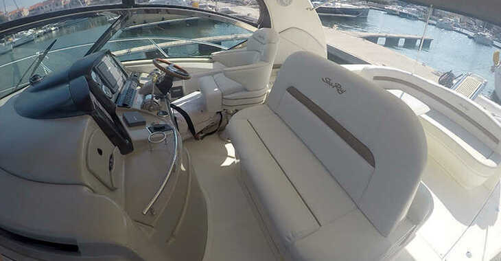 Chartern Sie yacht in Marina Mandalina - Sea Ray 455