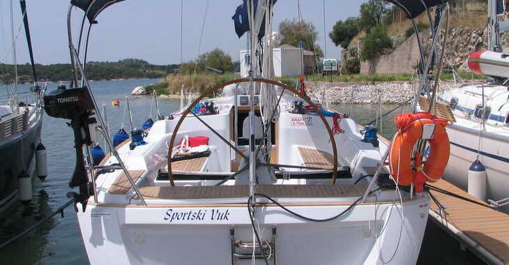 Rent a sailboat in Marina Mandalina - Grand Soleil 37 R