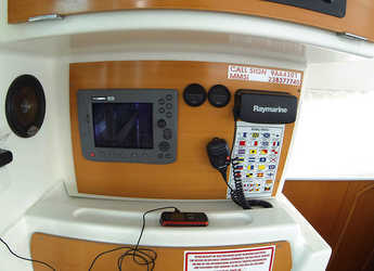 Rent a catamaran in Marina Mandalina - Lagoon 380 S2