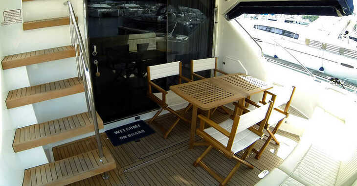 Chartern Sie yacht in Marina Mandalina - Fairline Phantom 50