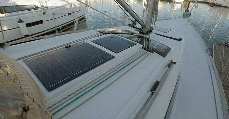 Rent a sailboat in Marina Mandalina - Dufour 350 GL