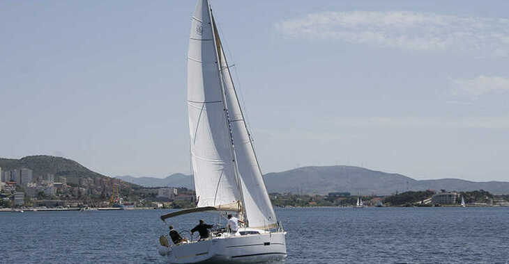 Chartern Sie segelboot in Marina Mandalina - Dufour 350 GL
