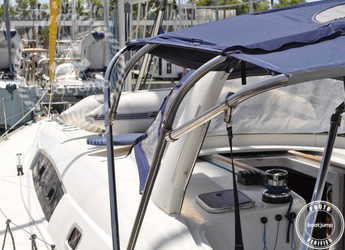 Rent a sailboat in Muelle de la lonja - Oceanis 50 Family