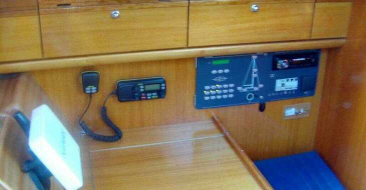 Rent a sailboat in Trogir ACI Marina - Bavaria 33 Cruiser