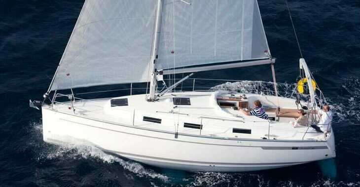 Rent a sailboat in Trogir ACI Marina - Bavaria Cruiser 32
