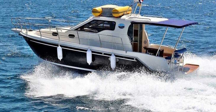 Rent a motorboat in Marina Sukosan (D-Marin Dalmacija) - VEKTOR 950 BT (15)