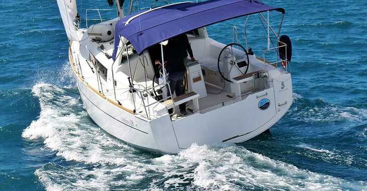 Rent a sailboat in Marina Sukosan (D-Marin Dalmacija) - OCEANIS 38.1 BT