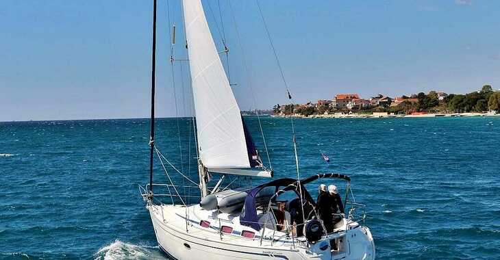 Rent a sailboat in Marina Sukosan (D-Marin Dalmacija) - BAVARIA 33 C 