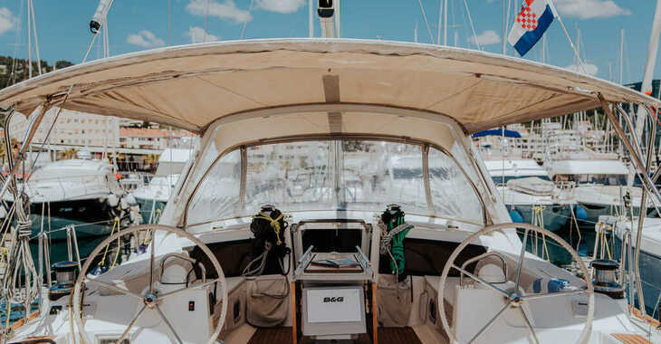 Louer voilier à Split (ACI Marina) - Beneteau Oceanis 48