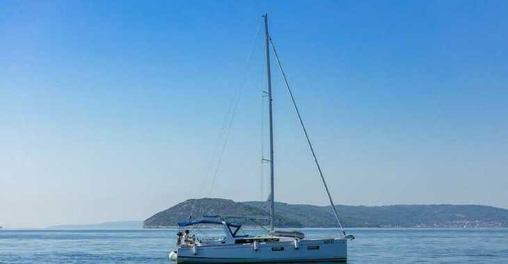 Louer voilier à Split (ACI Marina) - Beneteau Oceanis 38.1