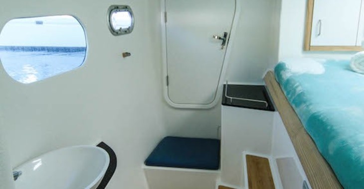 Rent a catamaran in Sopers Hole Marina - VOYAGE 480