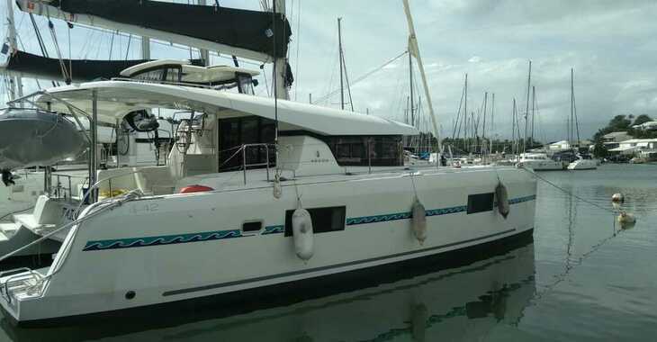 Rent a catamaran in Marina Bas du Fort - Lagoon 42