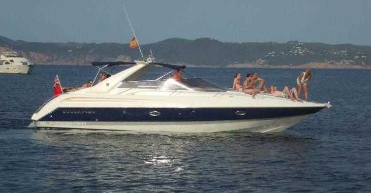 Chartern Sie yacht in Ibiza Magna - Sunseeker Comanche 40 FT
