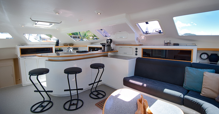 Rent a catamaran in Sopers Hole Marina - Voyage 500