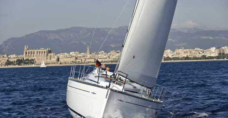 Rent a sailboat in Marina Izola - Bavaria 38 Cruiser (3Cab)