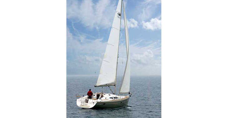 Chartern Sie segelboot in Marina Izola - Elan Impression 384 (3Cab)