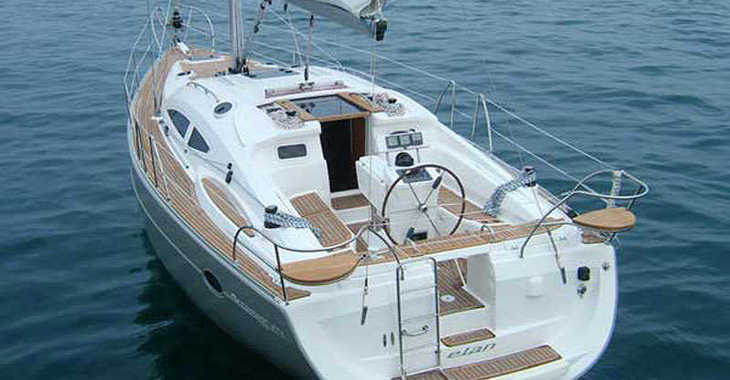 Chartern Sie segelboot in Marina Izola - Elan Impression 384 (3Cab)