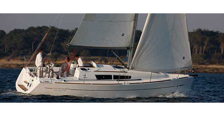 Rent a sailboat in Marina Izola - Sun Odyssey 33i