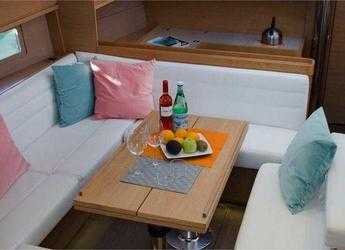 Rent a sailboat in Contra Muelle Mollet - Dufour 500 Grand Large (4Cab)