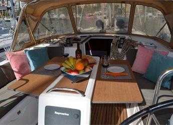 Rent a sailboat in Contra Muelle Mollet - Dufour 450 Grand Large (4Cab)