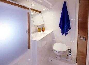 Rent a sailboat in Contra Muelle Mollet - Dufour 450 Grand Large (4Cab)