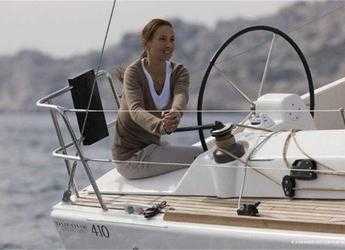 Rent a sailboat in Contra Muelle Mollet - Dufour 410 Grand Large (3Cab)