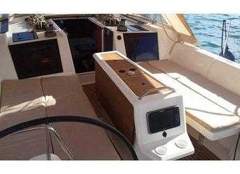 Rent a sailboat in Contra Muelle Mollet - Dufour 410 Grand Large (3Cab)