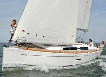 Rent a sailboat in Contra Muelle Mollet - Dufour 335 Grand Large (2Cab)