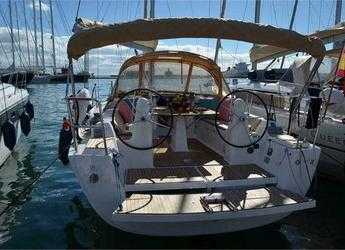 Rent a sailboat in Contra Muelle Mollet - Dufour 335 Grand Large (2Cab)