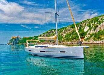Rent a sailboat in Contra Muelle Mollet - Dufour 412 Grand Large (3Cab)