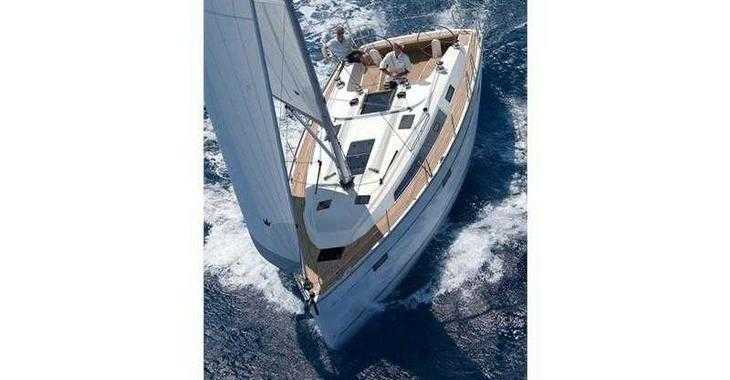 Rent a sailboat in Lemmer - Bavaria Cruiser 41 (3Cab)