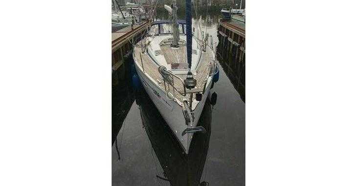 Rent a sailboat in Lemmer - Bavaria 40 Cruiser (3Cab)