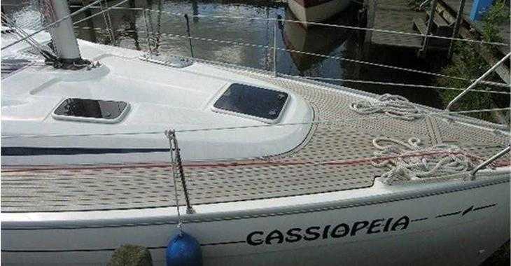 Rent a sailboat in Lemmer - Bavaria 37 Cruiser (3Cab)