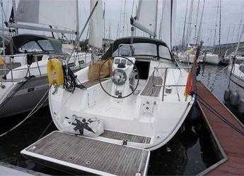 Rent a sailboat in Lemmer - Bavaria 32 Cruiser