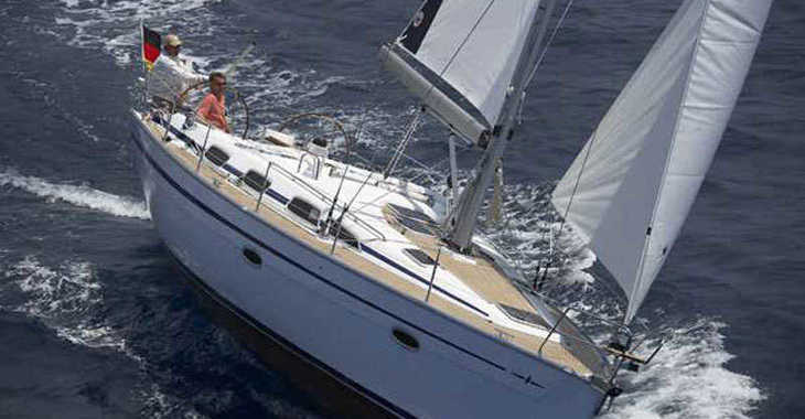 Rent a sailboat in Port of Agropoli - Bavaria 40 Cruiser (3Cab)