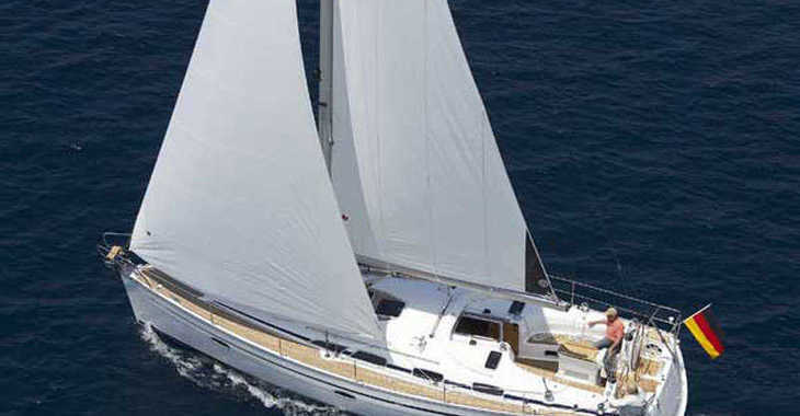 Rent a sailboat in Port of Agropoli - Bavaria 40 Cruiser (3Cab)