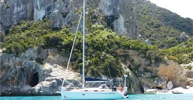 Rent a sailboat in Porto di Santa Maria Navarrese  - Bavaria 37 Cruiser (3Cab)