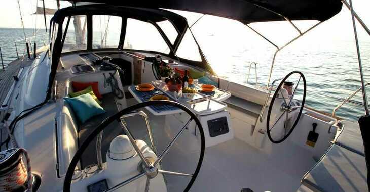 Rent a sailboat in Alimos Marina - Oceanis 54