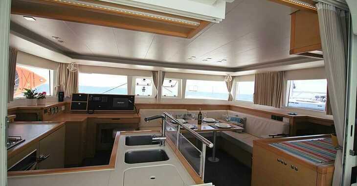 Louer catamaran à Alimos Marina - Lagoon 450
