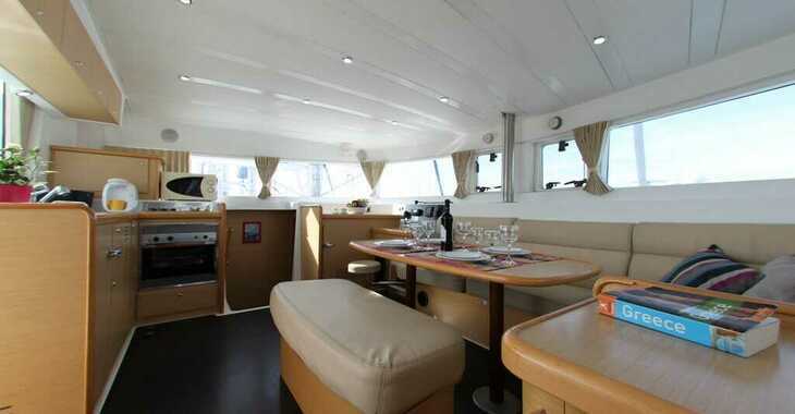 Rent a catamaran in Alimos Marina - Lagoon 420
