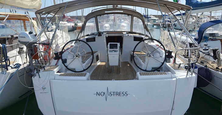 Chartern Sie segelboot in Marina di Nettuno - Sun Odyssey 449