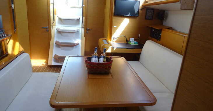 Alquilar velero en Alimos Marina - Sun Odyssey 469