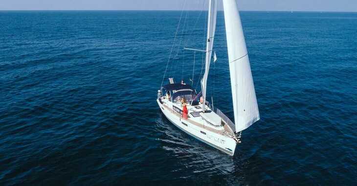 Chartern Sie segelboot in Marina Cala de Medici - Sun Odyssey 42 DS