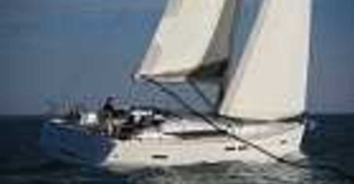 Rent a sailboat in Marina Cala de Medici - Sun Odyssey 439 