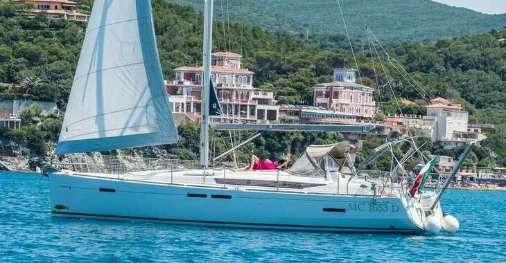 Chartern Sie segelboot in Marina Cala de Medici - Sun Odyssey 439 