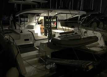 Rent a catamaran in Alimos Marina - Lagoon 42