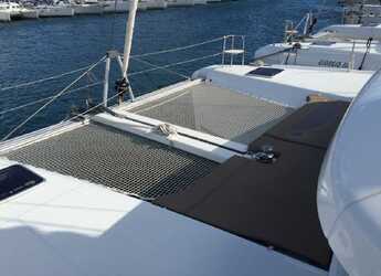 Rent a catamaran in Alimos Marina - Lagoon 42